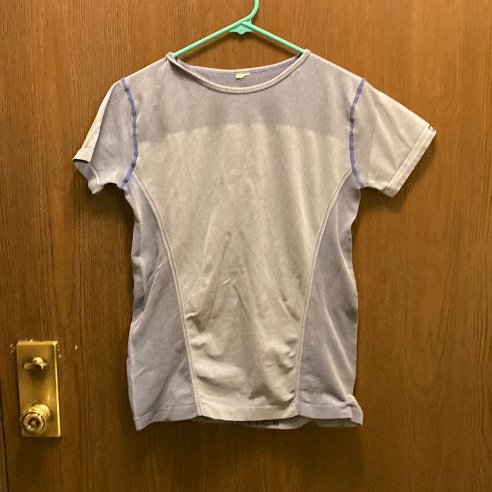 S/M Fabletics blue shirt sleeve top